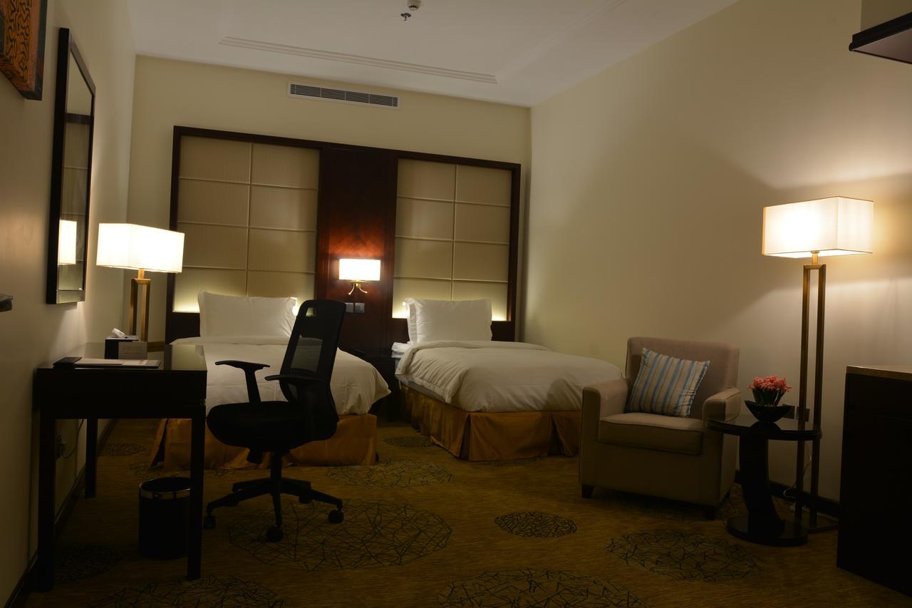 Prime Al Hamra Hotel Джеда Стая снимка